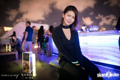 Vanilla Mile High Club Party at Vanilla Sky Rooftop Bar — photo 35