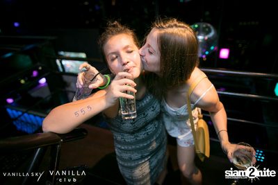 Vanilla Mile High Club Party at Vanilla Sky Rooftop Bar — photo 38