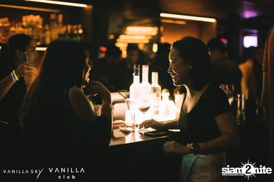 Vanilla Mile High Club Party at Vanilla Sky Rooftop Bar — photo 43