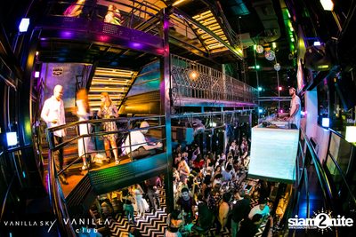 Vanilla Mile High Club Party at Vanilla Sky Rooftop Bar — photo 55