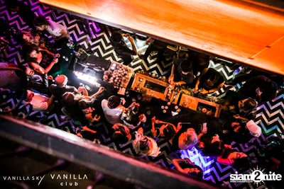 Vanilla Mile High Club Party at Vanilla Sky Rooftop Bar — photo 67