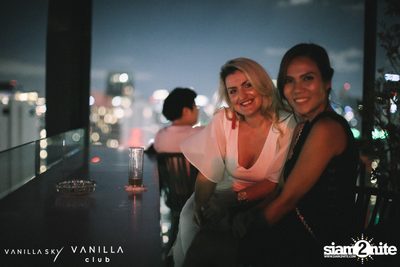 Vanilla Mile High Club Party at Vanilla Sky Rooftop Bar — photo 85