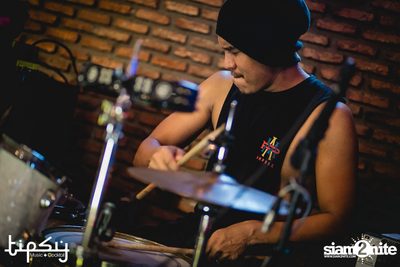 Pop Pongkool at Tipsy — photo 35