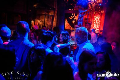 BLING IT กับ Bangkok Invaders ที่ ซิง ซิง เธียเตอร์ — photo 38