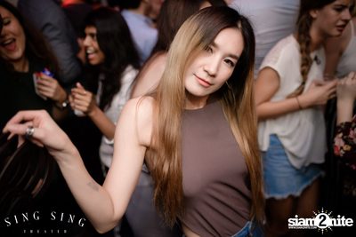 BLING IT กับ Bangkok Invaders ที่ ซิง ซิง เธียเตอร์ — photo 39