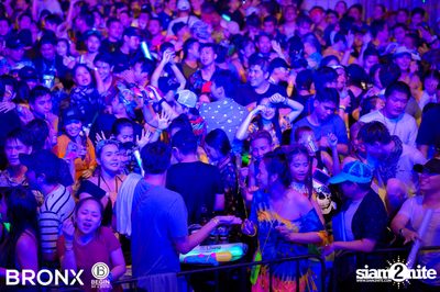 Bronx นำเสนอ Songkran Festival 2018 — photo 2