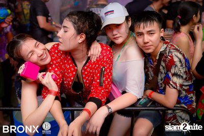 Bronx นำเสนอ Songkran Festival 2018 — photo 28