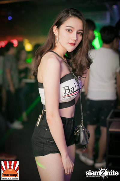 VJAXX ที่ วอร์ม อัพ คาเฟ่ เชียงใหม่ — photo 3
