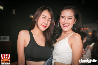 VJAXX ที่ วอร์ม อัพ คาเฟ่ เชียงใหม่ — photo 18
