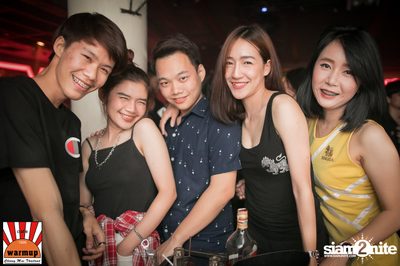 VJAXX ที่ วอร์ม อัพ คาเฟ่ เชียงใหม่ — photo 23