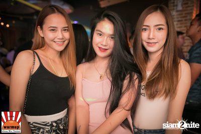 VJAXX ที่ วอร์ม อัพ คาเฟ่ เชียงใหม่ — photo 27