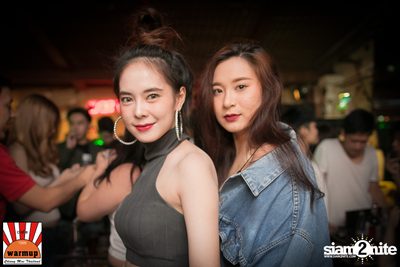 VJAXX ที่ วอร์ม อัพ คาเฟ่ เชียงใหม่ — photo 29