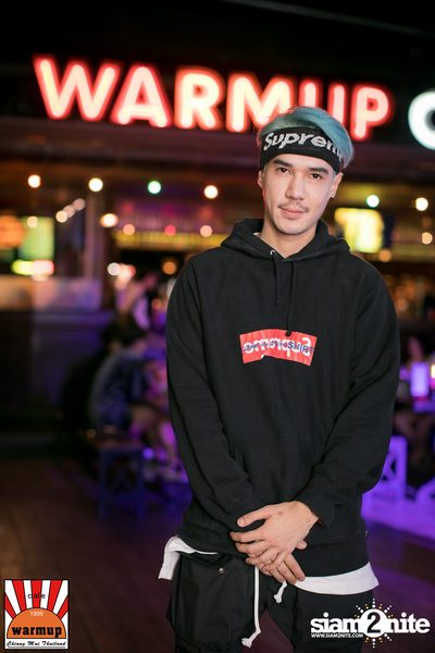 VJAXX ที่ วอร์ม อัพ คาเฟ่ เชียงใหม่ — photo 35