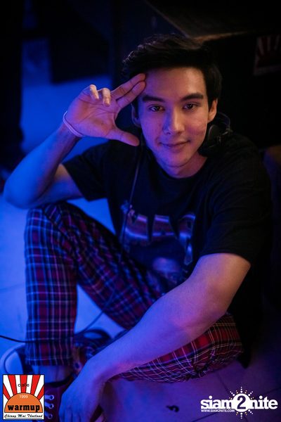 VJAXX ที่ วอร์ม อัพ คาเฟ่ เชียงใหม่ — photo 82