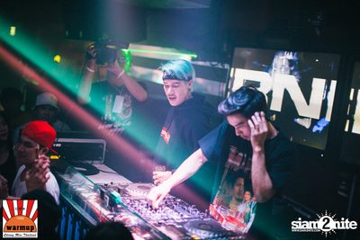 VJAXX ที่ วอร์ม อัพ คาเฟ่ เชียงใหม่ — photo 96