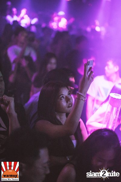 VJAXX ที่ วอร์ม อัพ คาเฟ่ เชียงใหม่ — photo 97