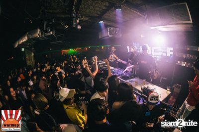 VJAXX ที่ วอร์ม อัพ คาเฟ่ เชียงใหม่ — photo 105