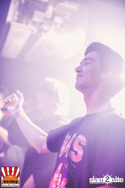 VJAXX ที่ วอร์ม อัพ คาเฟ่ เชียงใหม่ — photo 144