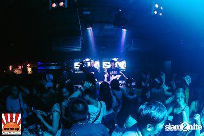 VJAXX ที่ วอร์ม อัพ คาเฟ่ เชียงใหม่ — photo 162