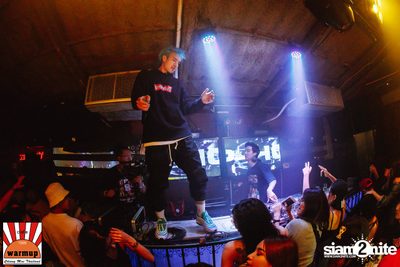 VJAXX ที่ วอร์ม อัพ คาเฟ่ เชียงใหม่ — photo 163