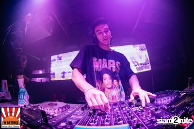 VJAXX ที่ วอร์ม อัพ คาเฟ่ เชียงใหม่ — photo 164