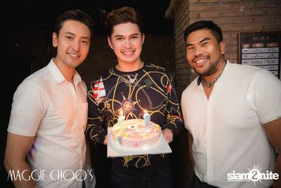 Equilibrium II Dan Buri x Mae Happyair ที่ แม็กกี้ ชูส์ — photo 26