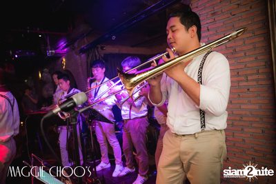 The Swingkings Big Band Concert ที่ แม็กกี้ ชูส์ — photo 66