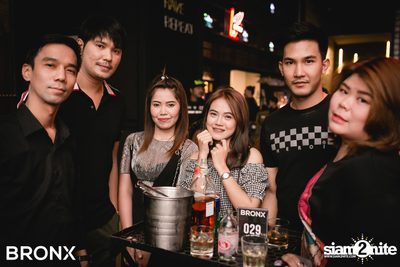 Cocktail ที่ บรองซ์ — photo 37