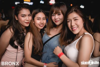Cocktail ที่ บรองซ์ — photo 102