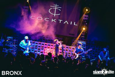 Cocktail ที่ บรองซ์ — photo 150