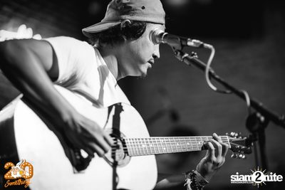 Aphriom x Pla Nil Tem Baan at 20Something Bar — photo 13