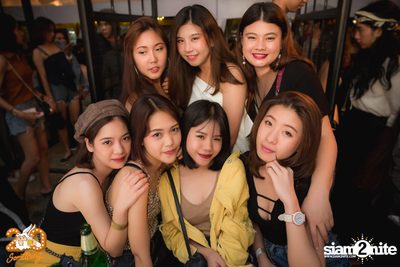 Aphriom x Pla Nil Tem Baan at 20Something Bar — photo 39