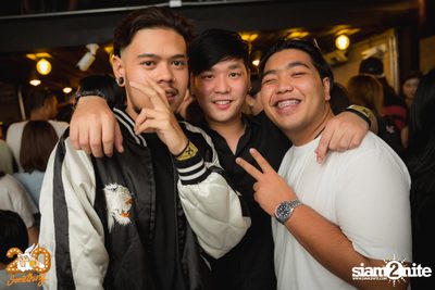 Aphriom x Pla Nil Tem Baan at 20Something Bar — photo 45