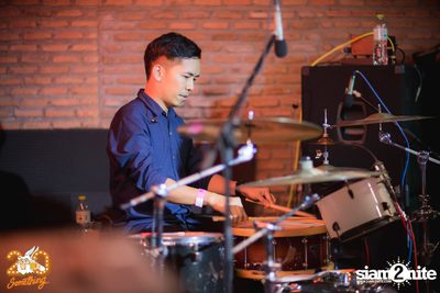 Aphriom x Pla Nil Tem Baan at 20Something Bar — photo 60