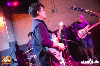 Aphriom x Pla Nil Tem Baan at 20Something Bar — photo 61