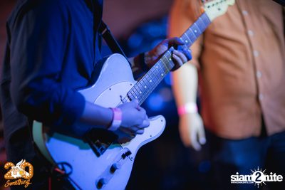Aphriom x Pla Nil Tem Baan at 20Something Bar — photo 62