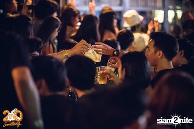 Aphriom x Pla Nil Tem Baan at 20Something Bar — photo 78