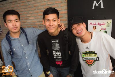 Aphriom x Pla Nil Tem Baan at 20Something Bar — photo 114