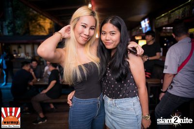 ป๊อป ปองกูล ที่ วอร์ม อัพ คาเฟ่ เชียงใหม่ — photo 33