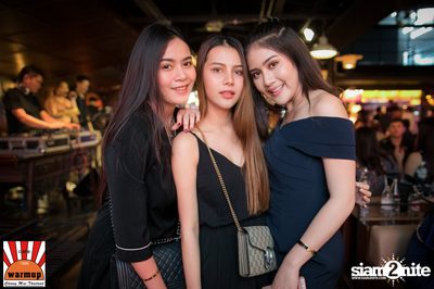 ป๊อป ปองกูล ที่ วอร์ม อัพ คาเฟ่ เชียงใหม่ — photo 35
