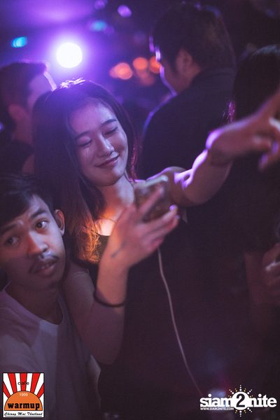 ป๊อป ปองกูล ที่ วอร์ม อัพ คาเฟ่ เชียงใหม่ — photo 62