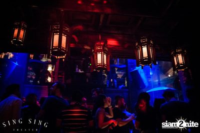 BLING IT กับ Bangkok Invaders ที่ ซิง ซิง เธียเตอร์ — photo 53