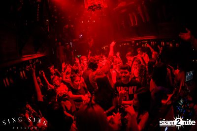 BLING IT กับ Bangkok Invaders ที่ ซิง ซิง เธียเตอร์ — photo 69