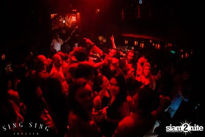 BLING IT กับ Bangkok Invaders ที่ ซิง ซิง เธียเตอร์ — photo 91