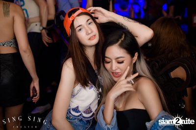 BLING IT กับ Bangkok Invaders ที่ ซิง ซิง เธียเตอร์ — photo 101