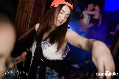 BLING IT กับ Bangkok Invaders ที่ ซิง ซิง เธียเตอร์ — photo 103