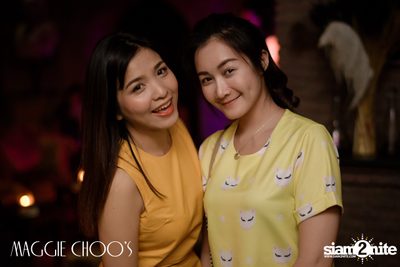 Corset Cabaret: Ladies & Cabaret Night ที่ แม็กกี้ ชูส์ — photo 12