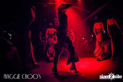 Corset Cabaret: Ladies & Cabaret Night ที่ แม็กกี้ ชูส์ — photo 80