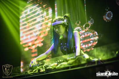 Fake Illusion นำเสนอ Neon Party EP.1 — photo 9