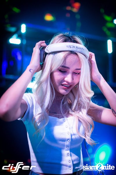 White Angels Party ที่ ดิฟเฟอร์ ผับ พัทยา — photo 101